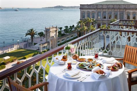 The Çırağan Palace Kempinski: An Ottoman Splendor with Breathtaking Bosphorus Views!