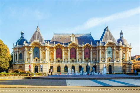 The Palais des Beaux-Arts de Lille: A Journey Through Time and Artistic Brilliance!