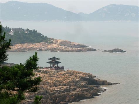  Putuoshan: A Majestic Island Escape and Sacred Buddhist Pilgrimage Site