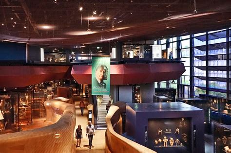 The Musée du Quai Branly - Jacques Chirac: An Ode to Art From Around the Globe!